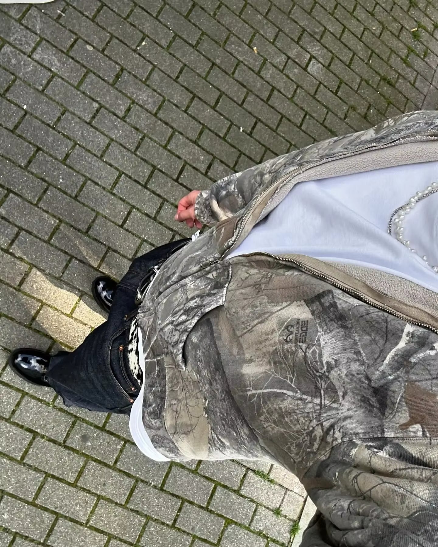 Camo zip